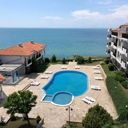 Sun Coast - Sea View Few Steps From And Marina